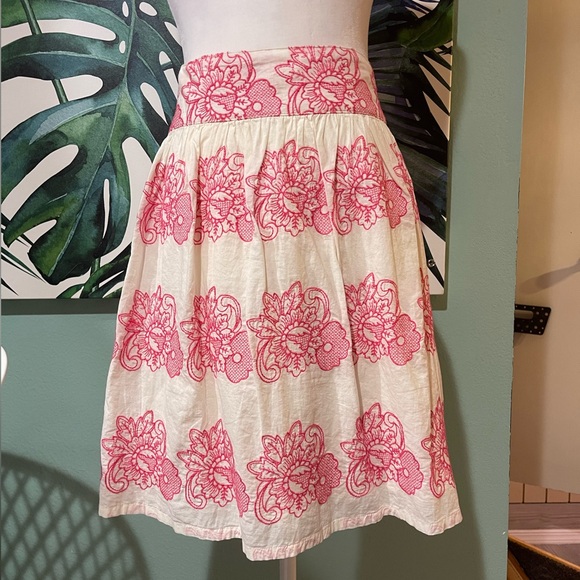 Flying Tomato Dresses & Skirts - 💕💕Flying Tomato Anthropologie Pink and Cream A-Line Skirt💕💕